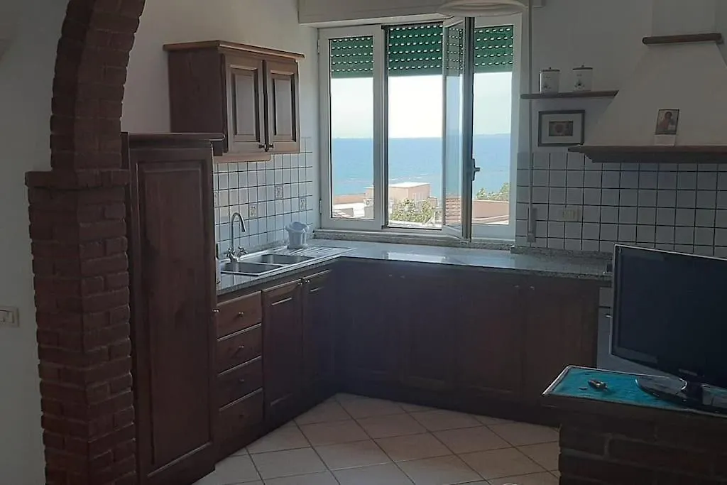 Apartment Da Zia Ida. Appartamento Vista Golfo In Centro. Follonica Italy