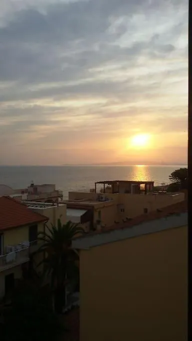 Apartment Da Zia Ida. Appartamento Vista Golfo In Centro. Follonica